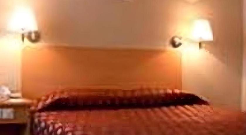 Great Eastern Hotel Quezon City Extérieur photo